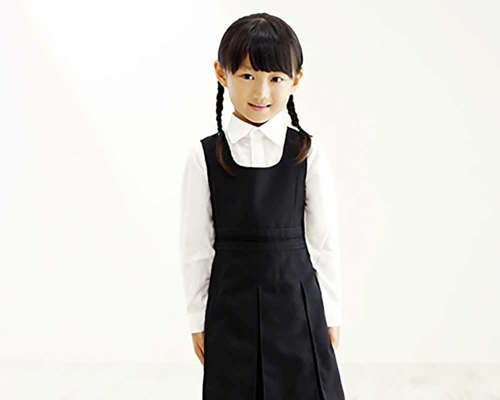 子どもの定番デザインのお洋服／女の子