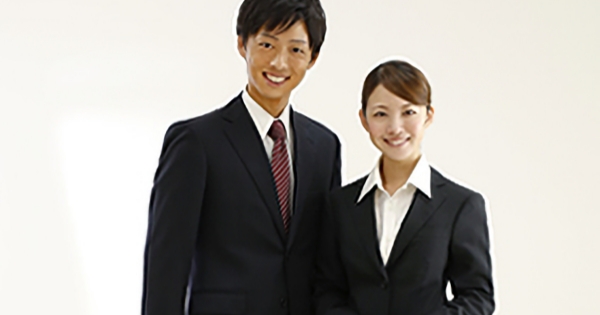就活スーツの着こなし方